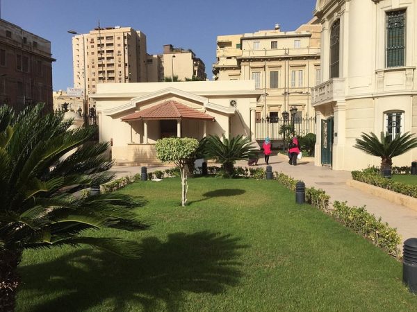 كنوز الملوك في قلب الإسكندرية: متحف المجوهرات الملكية يروي التاريخ بالفخامة - 25 - سيناء الإخبارية