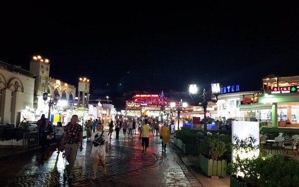 خليج نعمة.. قلب السياحة النابض في شرم الشيخ - 27 - سيناء الإخبارية