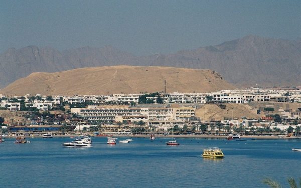 خليج نعمة.. قلب السياحة النابض في شرم الشيخ - 1 - سيناء الإخبارية
