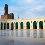 مسجد الحاكم بأمر الله.. "جوهرة الفاطميين في قلب القاهرة - 2 - سيناء الإخبارية مسجد الحاكم بأمر الله.. "جوهرة الفاطميين في قلب القاهرة - 1 - سيناء الإخبارية