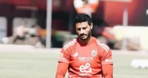 الأهلي يلتف حول الشناوي بعد صدمة الفقد.. حارس المارد الأحمر يتحدى الحزن - 1 - سيناء الإخبارية