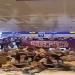 عشرات الإسرائيليين يتظاهرون في مطار بن جوريون للمطالبة بوقف الحرب والخروج من غزة فورًا - 1 - سيناء الإخبارية