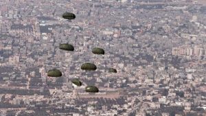 الرئيس السيسي يأمر بإسقاط جوي عاجل للمساعدات وسط الكارثة الإنسانية - 15 - سيناء الإخبارية