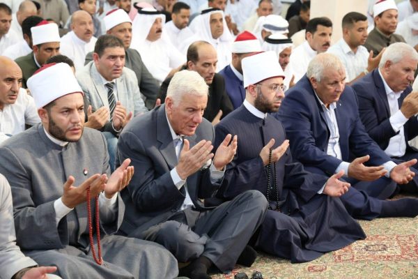 جلسة ذكر لوزير الأوقاف ومحافظ الوادي الجديد بعد صلاة الجمعة بشمال سيناء .. صور - 17 - سيناء الإخبارية