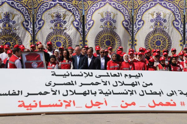جولة تفقدية  لمركز الخدمات اللوجستية بالعريش بحضور وزير الخارجية ورئيس الوزراء الفلسطيني..صور - 5 - سيناء الإخبارية