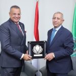 قمة الإبداع الإعلامي تكرم محافظ جنوب سيناء بدرع التميز لعام 2025 - 1 - سيناء الإخبارية