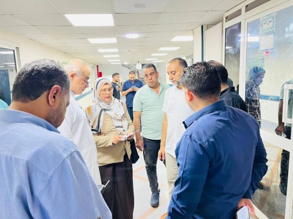 وكيل صحة شمال سيناء يفاجئ مستشفى العريش بزيارة مسائية ويشدد على رفع كفاءة الخدمة الطبية - 1 - سيناء الإخبارية
