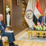 وزير الإنتاج الحربي يبحث مع السفير الياباني تعزيز التعاون الصناعي وتوطين التكنولوجيا بمصر - 3 - سيناء الإخبارية