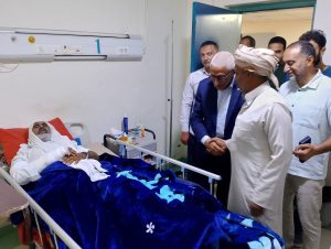 محافظ شمال سيناء يطمئن على المرضى بمستشفى العريش ويكرم التمريض - 1 - سيناء الإخبارية