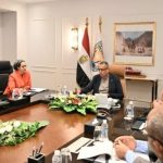 محافظ جنوب سيناء: توزيع المهام وفق الكفاءات تنفيذًا لتوجيهات الرئيس السيسي لتطوير الأداء التنفيذي - 1 - سيناء الإخبارية