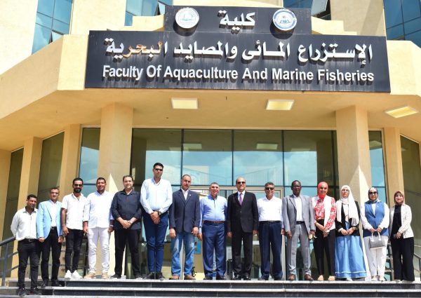 رئيس جامعة العريش يتفقد استعدادات كلية الاستزراع المائي لاستقبال الطلاب - 9 - سيناء الإخبارية