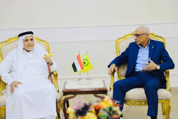 محافظ شمال سيناء يستقبل أهالي قرية الجورة ويؤكد تقديم خدمات شاملة - 1 - سيناء الإخبارية