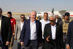 محافظ شمال سيناء يستقبل وفدًا من الكونجرس الأمريكي بمطار العريش الدولي - 3 - سيناء الإخبارية