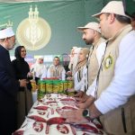 شيخ الأزهر يتفقد قافلة مساعدات غزة قبل انطلاقها.. خيام ومواد غذائية وأدوية لمواجهة المجاعة - 1 - سيناء الإخبارية