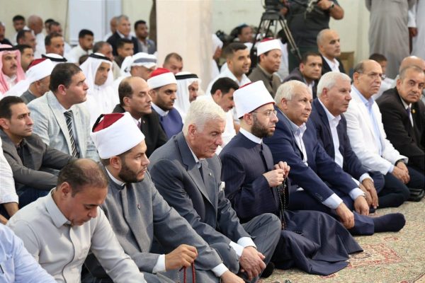 جلسة ذكر لوزير الأوقاف ومحافظ الوادي الجديد بعد صلاة الجمعة بشمال سيناء .. صور - 25 - سيناء الإخبارية