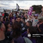 يساريون إسرائيليون يتظاهرون قرب غزة رفضًا لتجويع الفلسطينيين - 1 - سيناء الإخبارية