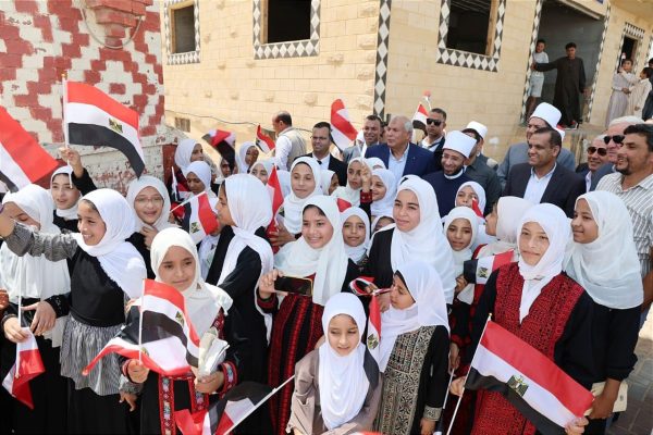 جلسة ذكر لوزير الأوقاف ومحافظ الوادي الجديد بعد صلاة الجمعة بشمال سيناء .. صور - 29 - سيناء الإخبارية