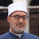 المفتي يحسم الجدل: نشر البلوجرز للمحتوى غير الأخلاقي جريمة شرعًا وقانونًا - 1 - سيناء الإخبارية