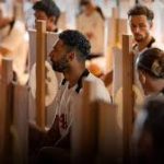أول تعليق لمحمد صلاح بعد الجدل حول زيارته لمعبد بوذي في طوكيو - 1 - سيناء الإخبارية