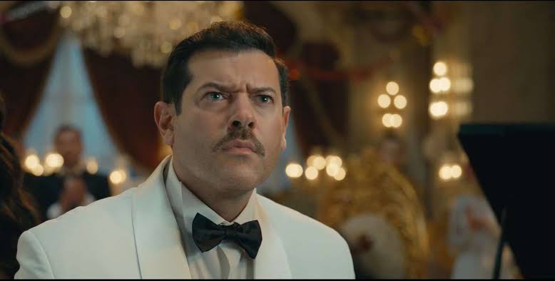 عمرو يوسف يتألق في دبي بحضور العرض الخاص لفيلم "درويش" وسط نجوم العمل - 5 - سيناء الإخبارية