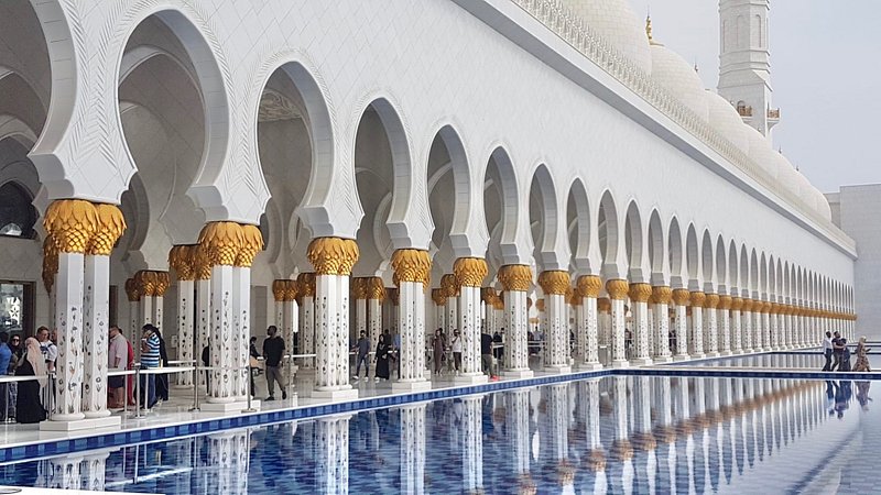 جامع الشيخ زايد الكبير.. تحفة معمارية تروي روح الإسلام - 1 - سيناء الإخبارية