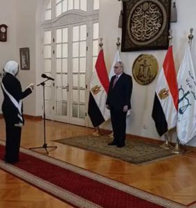 أول قاضيات يؤدين اليمين في مجلس الدولة المصري - 1 - سيناء الإخبارية
