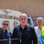  نتنياهو يتوجه لموقع هجوم القدس ويخطر المحكمة بعدم حضور جلسة محاكمته  - 1 - سيناء الإخبارية