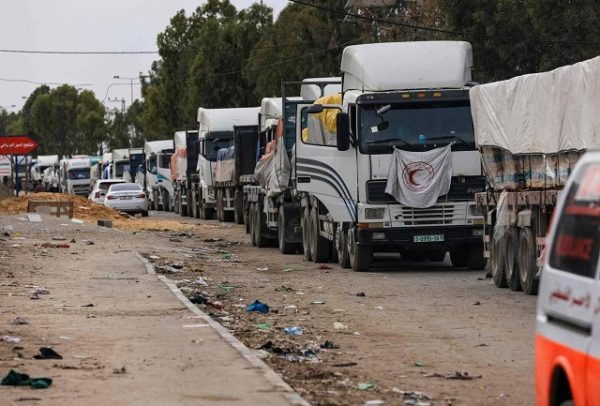 استئناف تدفق المساعدات عبر رفح: أكثر من 5600 شاحنة إنسانية دخلت غزة منذ يوليو - 1 - سيناء الإخبارية