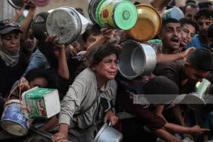 معاناة يومية في مخيم النصيرات بغزة.. الجوع يهدد حياة الملايين وسط الحصار الخانق - 11 - سيناء الإخبارية