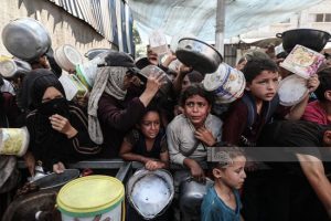 معاناة يومية في مخيم النصيرات بغزة.. الجوع يهدد حياة الملايين وسط الحصار الخانق - 3 - سيناء الإخبارية