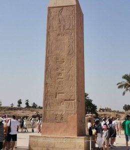 الأقصر تحتضن السياح من كل أنحاء العالم وسط أجواء مثالية وزيارات لأعظم معابد ومقابر الفراعنة - 1 - سيناء الإخبارية