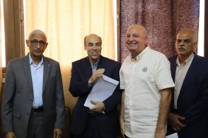 محافظ شمال سيناء يوزع جوائز "حكاية وطن" ويستجيب لاستفسارات المواطنين في برنامج مباشر - 5 - سيناء الإخبارية
