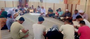 بالصور.. مقارئ شمال سيناء تستقطب عشاق القرآن الكريم عقب صلاة الجمعة - 15 - سيناء الإخبارية