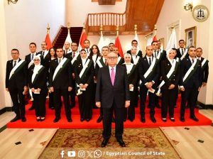 القضاة والقاضيات الجُدد يؤدون اليمين القانونية أمام رئيس مجلس الدولة - 1 - سيناء الإخبارية