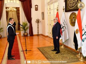 القضاة والقاضيات الجُدد يؤدون اليمين القانونية أمام رئيس مجلس الدولة - 9 - سيناء الإخبارية