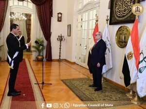 القضاة والقاضيات الجُدد يؤدون اليمين القانونية أمام رئيس مجلس الدولة - 11 - سيناء الإخبارية