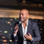 تامر عاشور يشعل التجمع بحفل غنائي ضخم في 26 سبتمبر - 1 - سيناء الإخبارية
